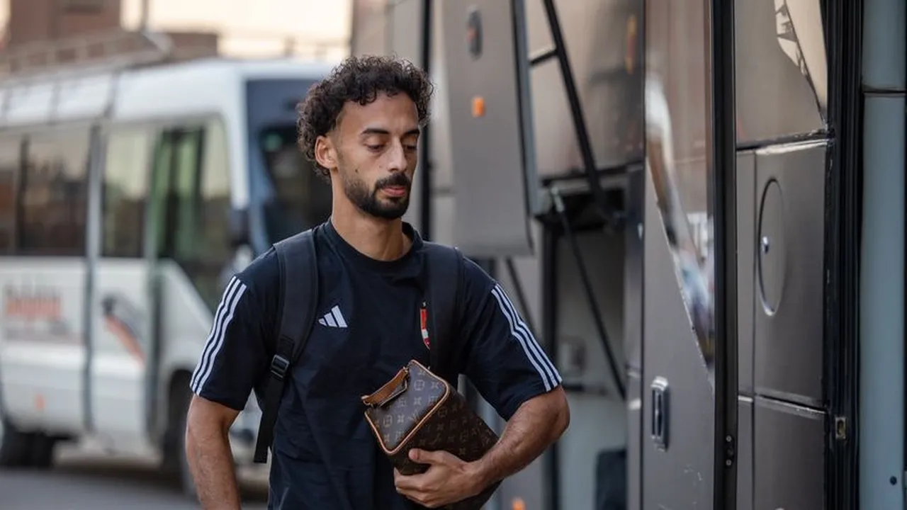بينها ضمانات رسمية.. 3 شروط مثيرة تحسم انضمام أحمد عبدالقادر للزمالك